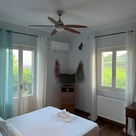 Araucaria Apartamento Lixúri